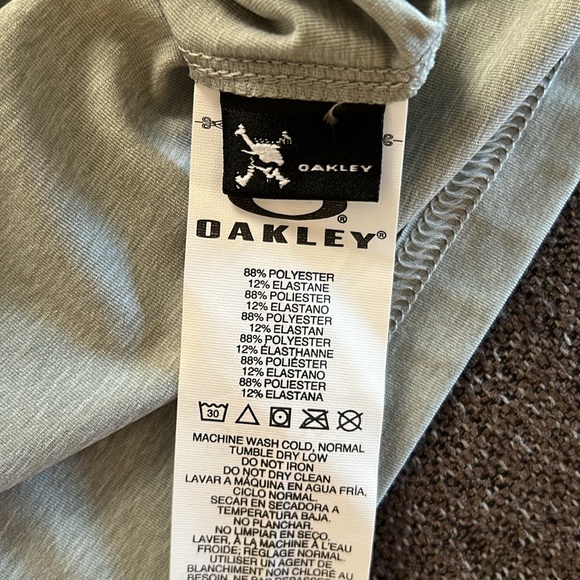 Oakley Men’s Hydrolix Golf Shirt NWT - Picture 10 of 10